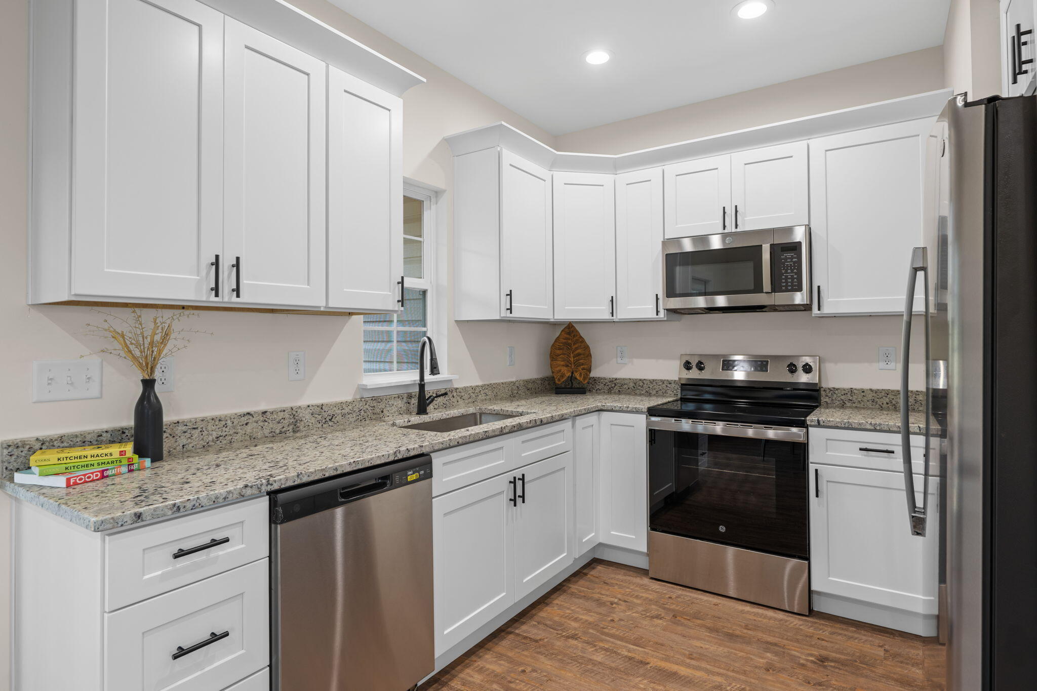 70 Lightning Lane Dunlap, TN 37327 - Photo 8 of 30 28-web-or-mls-DSC_6980-46