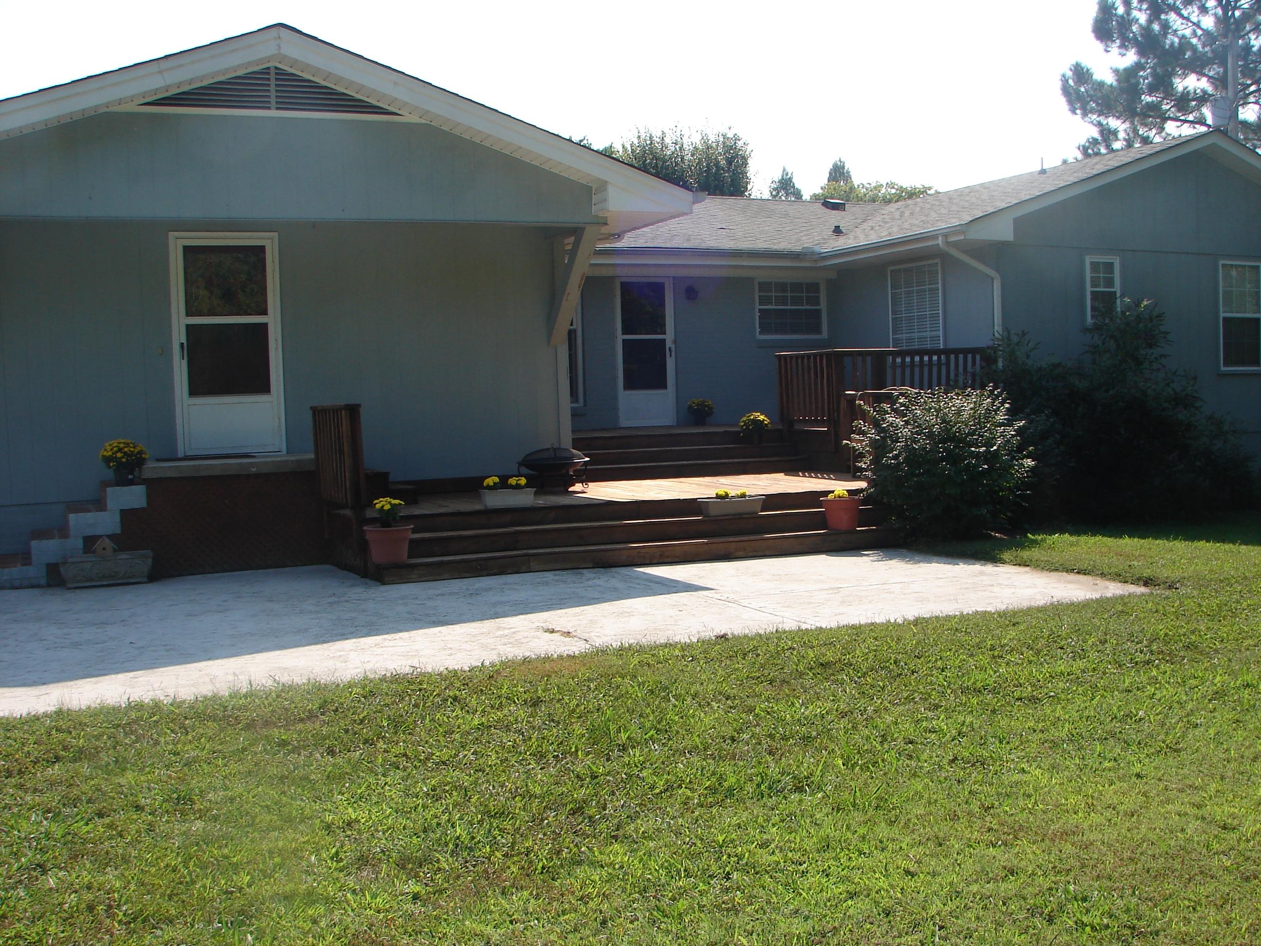 907 Riverbend Road Clinton, TN 37716 - Photo 29 of 35 DSC04353