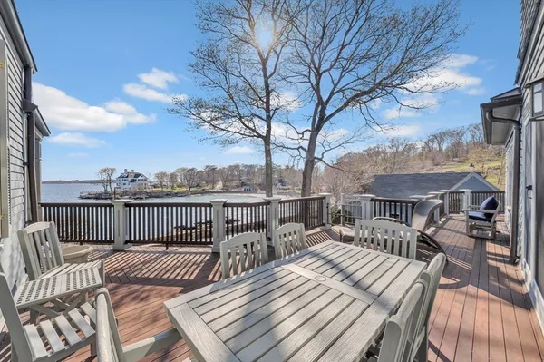 $6,900,000 | 73-75 Harbor Street, Manchester, MA 01944