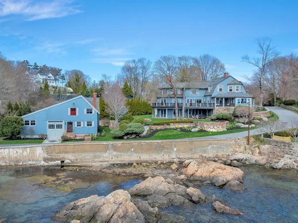 $6,900,000 | 73-75 Harbor Street, Manchester, MA 01944