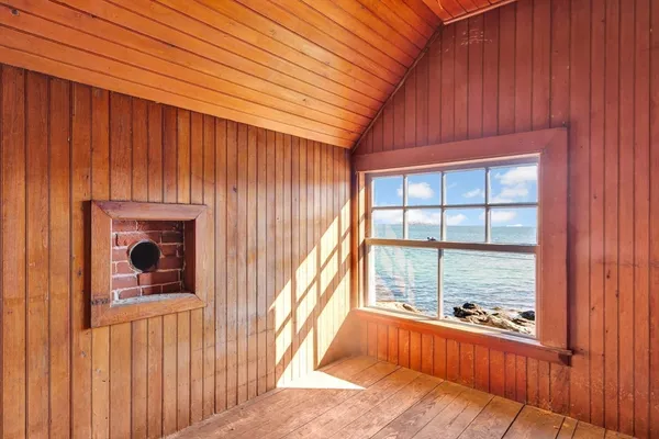 $6,900,000 | 73-75 Harbor Street, Manchester, MA 01944