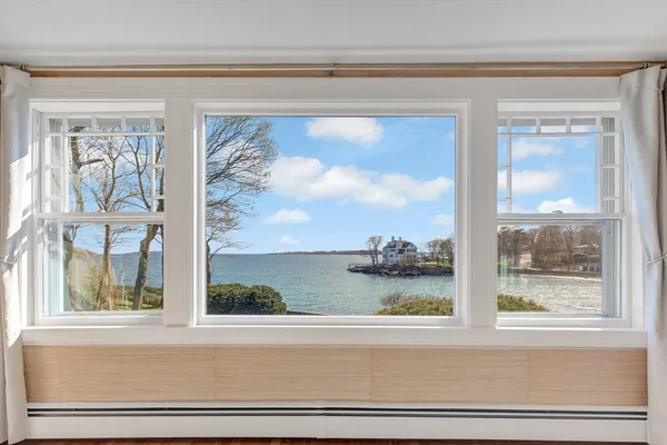 $6,900,000 | 73-75 Harbor Street, Manchester, MA 01944