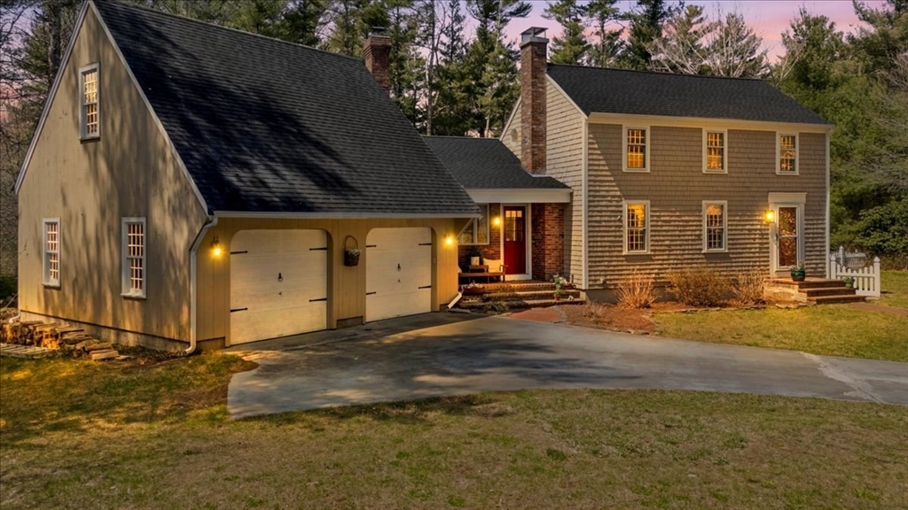 113 Walnut Plain Road Rochester, MA 02770 - Photo 1 of 41