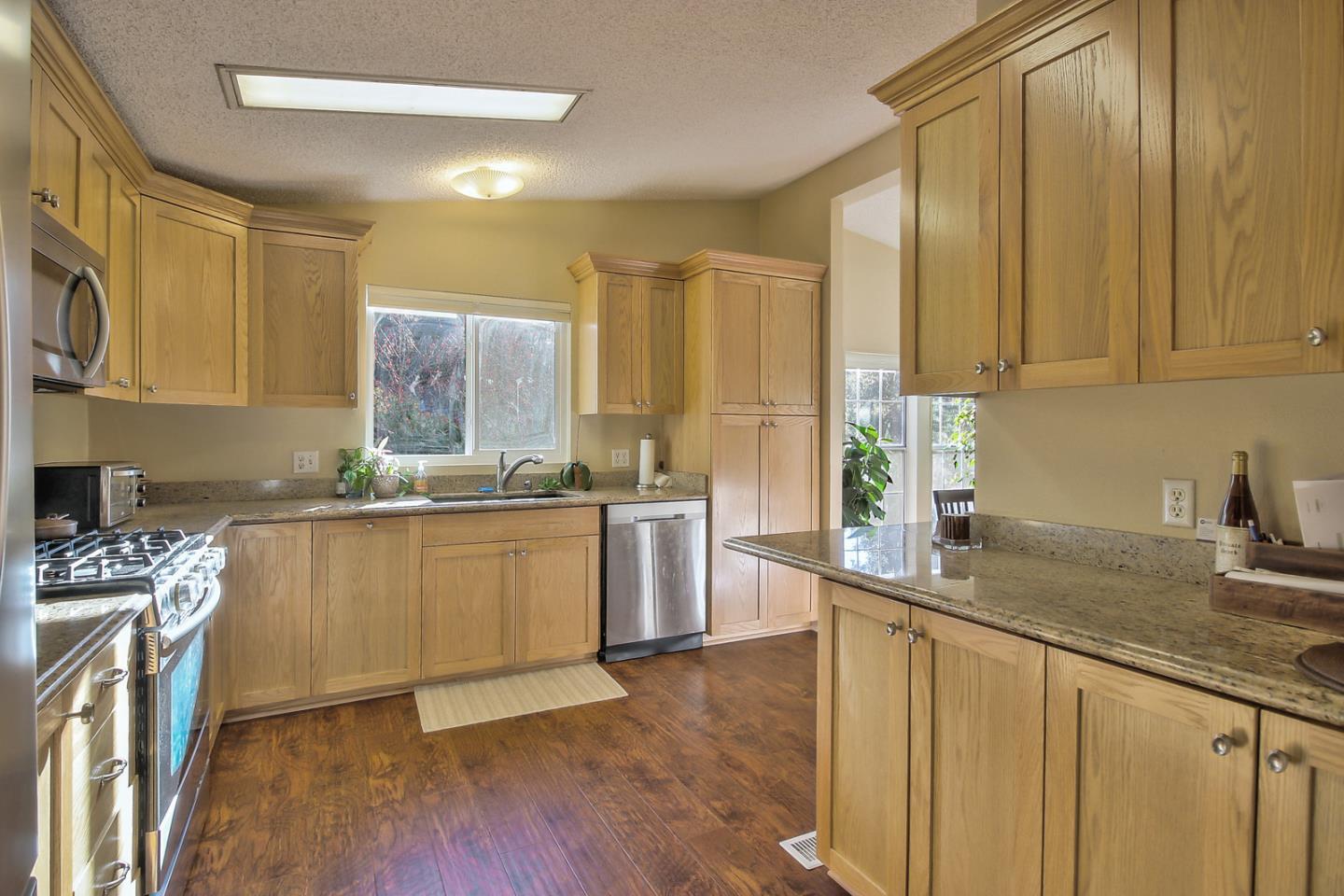 8960 Oak Road Salinas, CA 93907 - Photo 10 of 23 Gallery Image 10