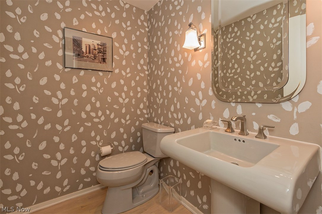 2631 Lander Road Cleveland, OH 44124 - Photo 18 of 30 Gallery Image 18