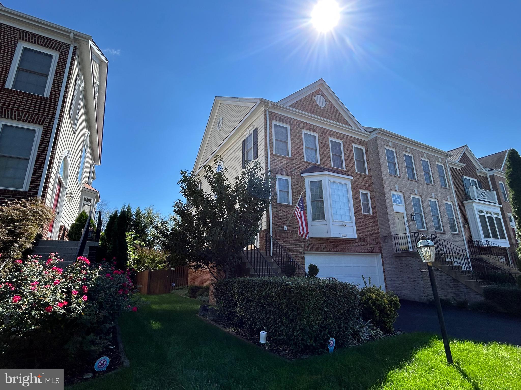 18544 Pineview Square Leesburg, VA 20176 - Photo 39 of 43 NOT through street & lots of guest parking