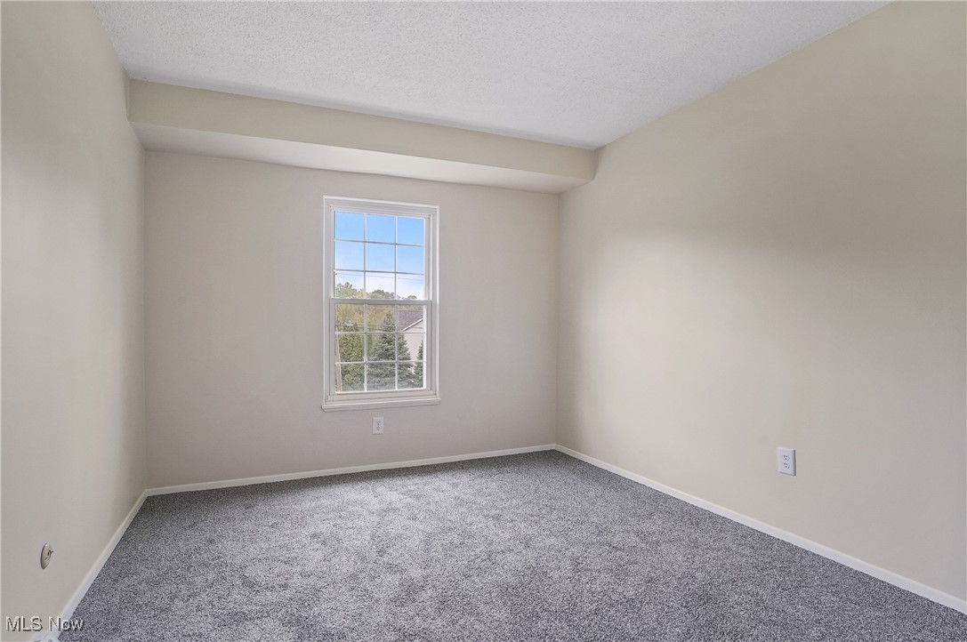 4944 Friar Road, Unit D Stow, OH 44224 - Photo 23 of 36