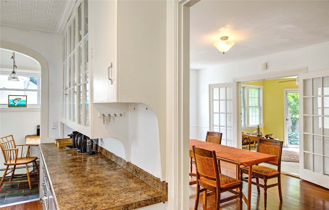 73 Child Street Warren, RI 02885 - Photo 20 of 43
