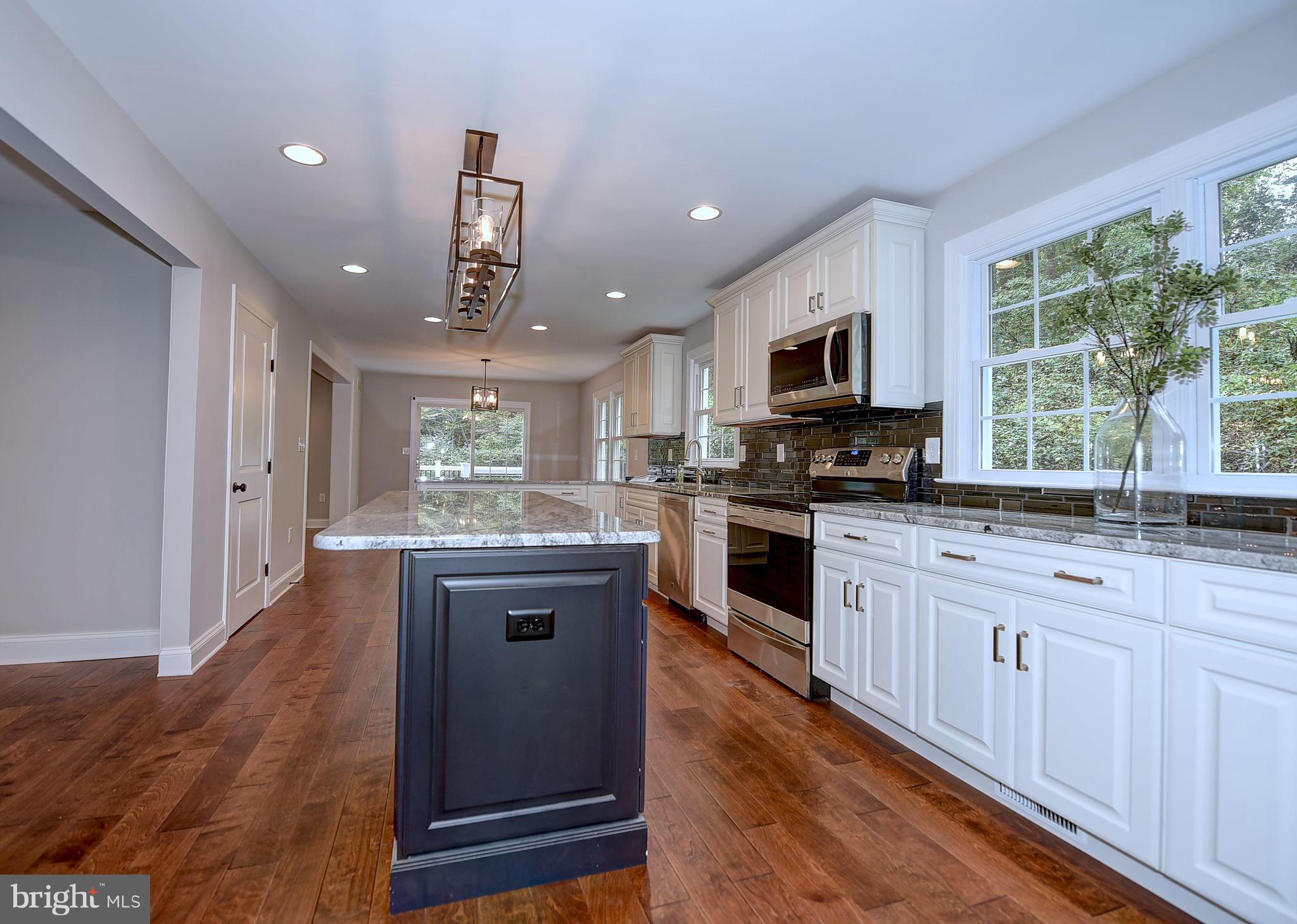 1723 Carrs Mill Road Fallston, MD 21047 - Photo 11 of 56 Oversized Island