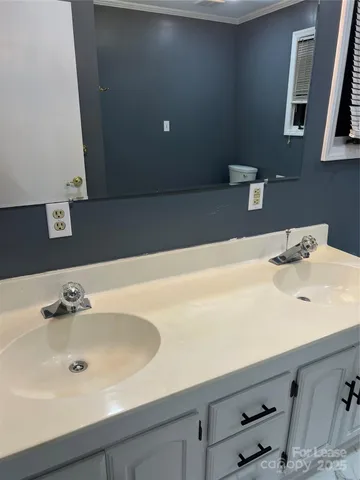 $2,300 | 3417 Sandy Porter Road, Charlotte, NC 28273