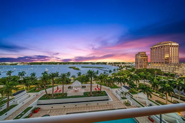$5,995,000 | 529 South Flagler Drive, Unit 12 GH, West Palm Beach, FL 33401