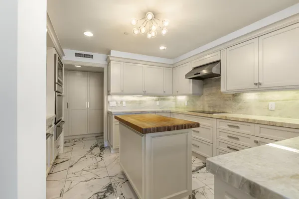 $5,995,000 | 529 South Flagler Drive, Unit 12 GH, West Palm Beach, FL 33401