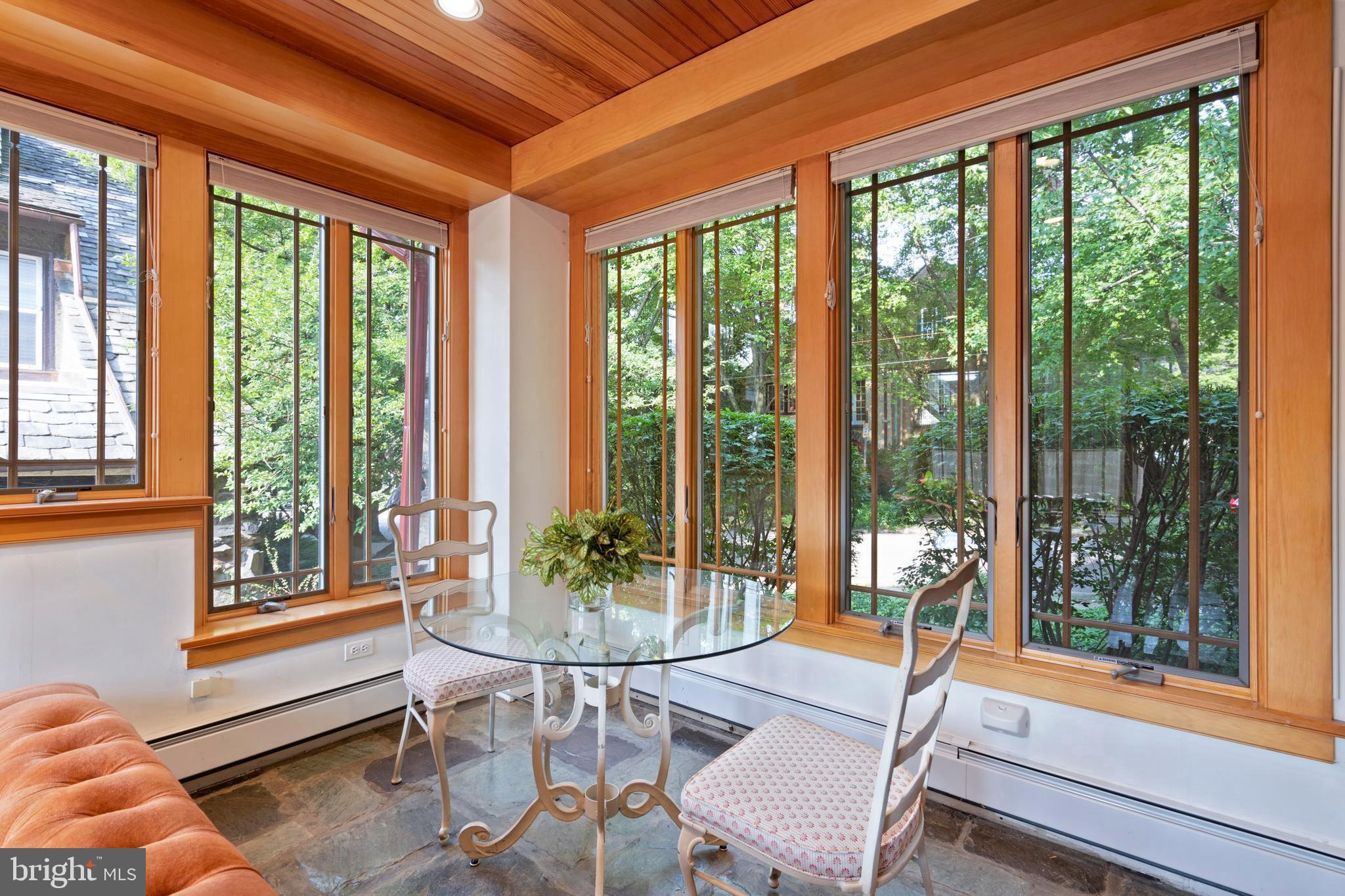 32 Hilltop Road Philadelphia, PA 19118 - Photo 14 of 61