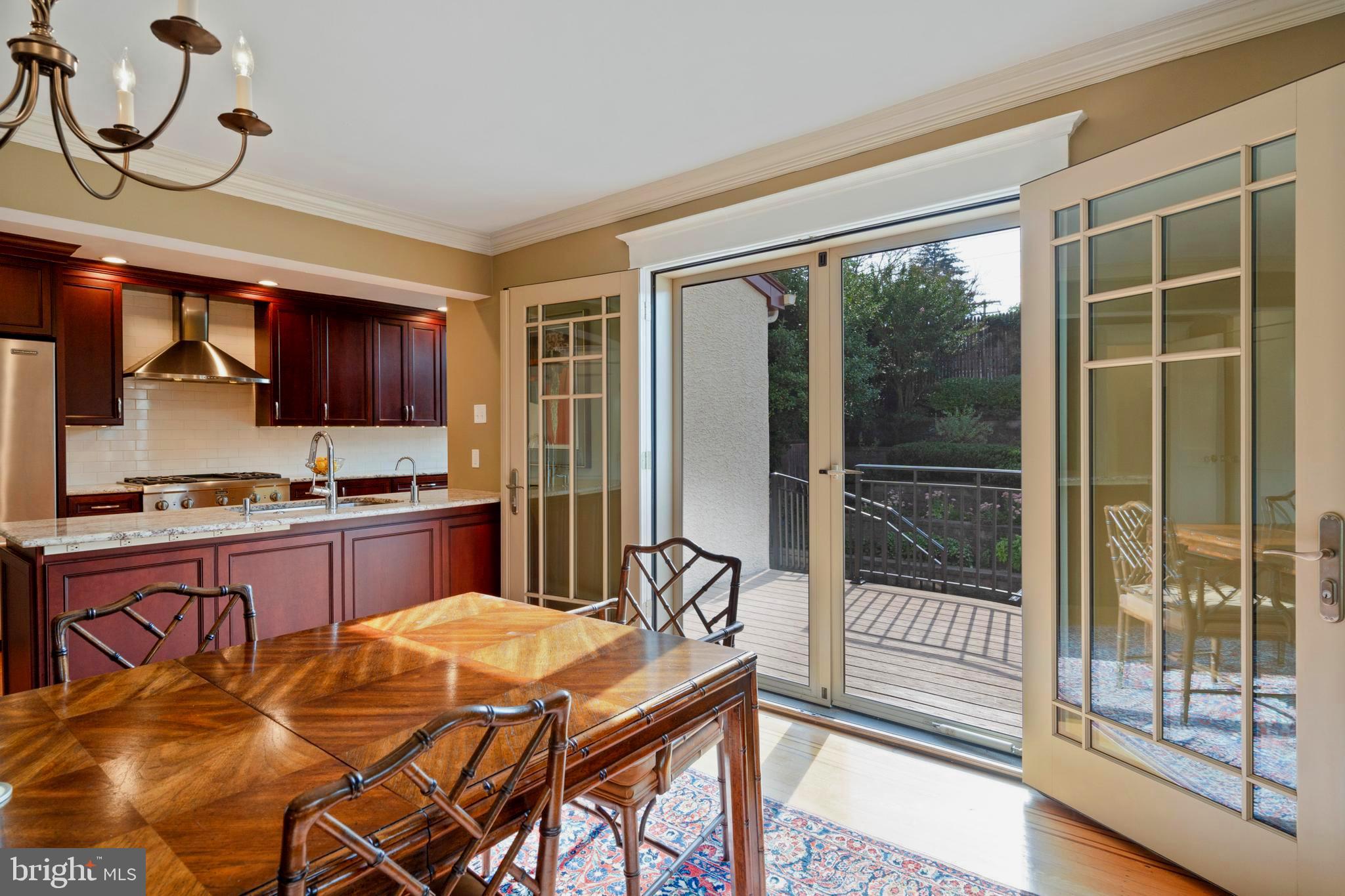 32 Hilltop Road Philadelphia, PA 19118 - Photo 30 of 61