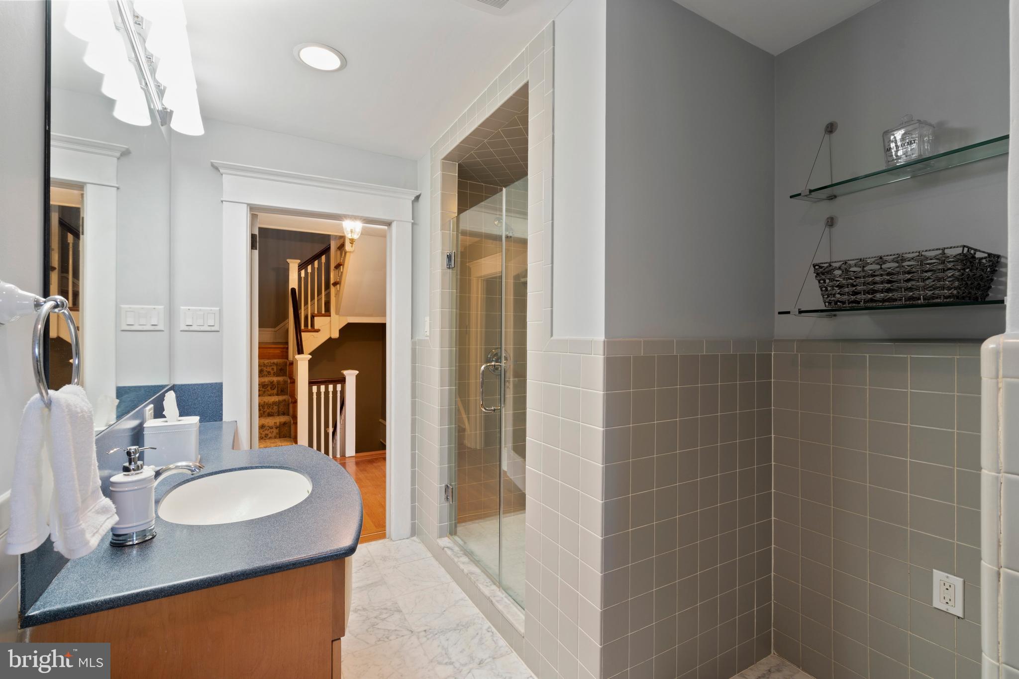 32 Hilltop Road Philadelphia, PA 19118 - Photo 40 of 61