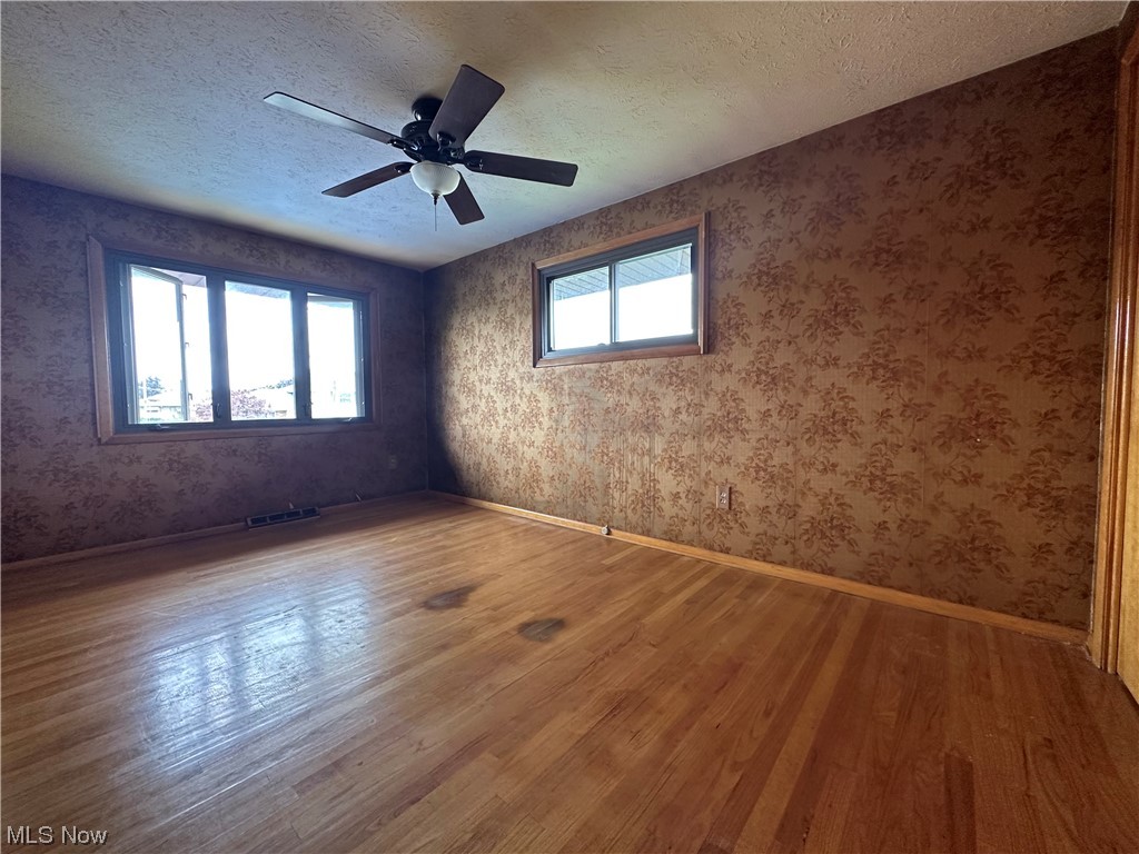 4757 Roadoan Road Cleveland, OH 44144 - Photo 8 of 12 Gallery Image 8