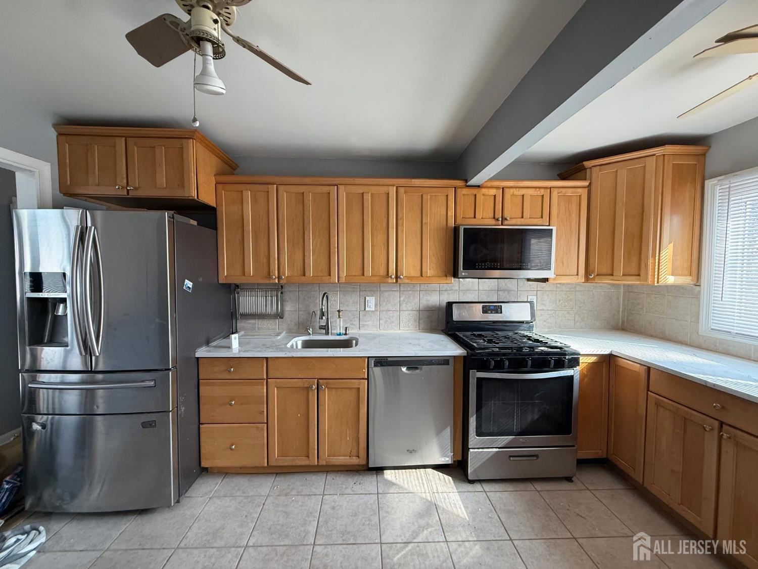 25 Bartman Road East Brunswick, NJ 08816 - Photo 2 of 13