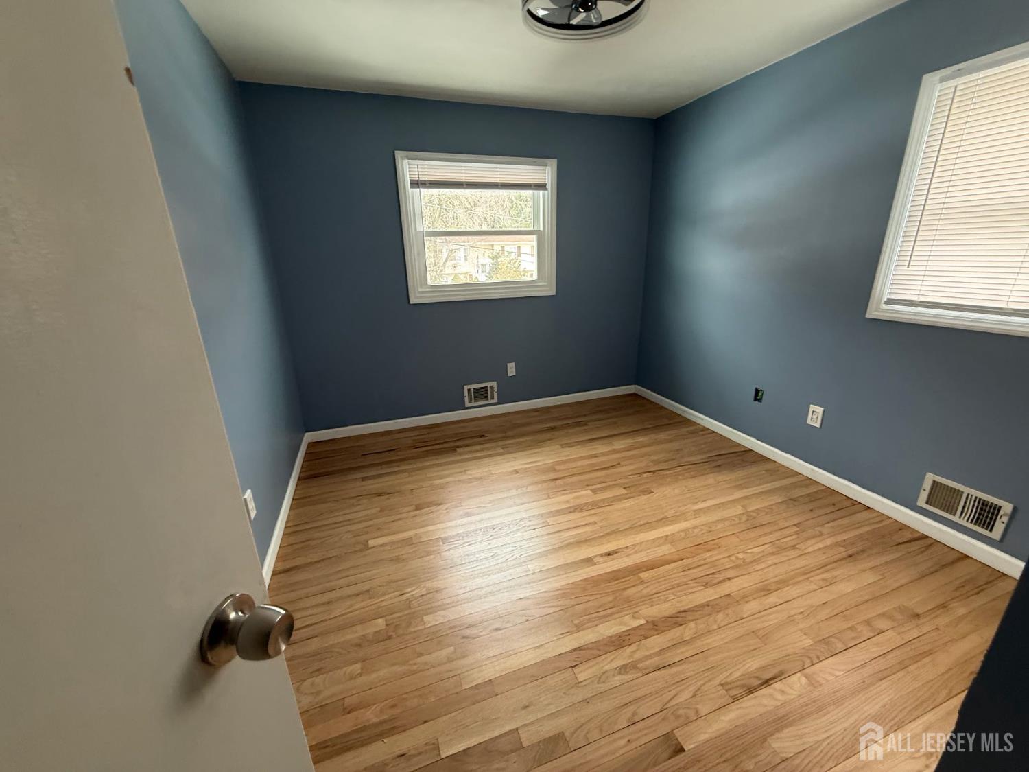 25 Bartman Road East Brunswick, NJ 08816 - Photo 5 of 13