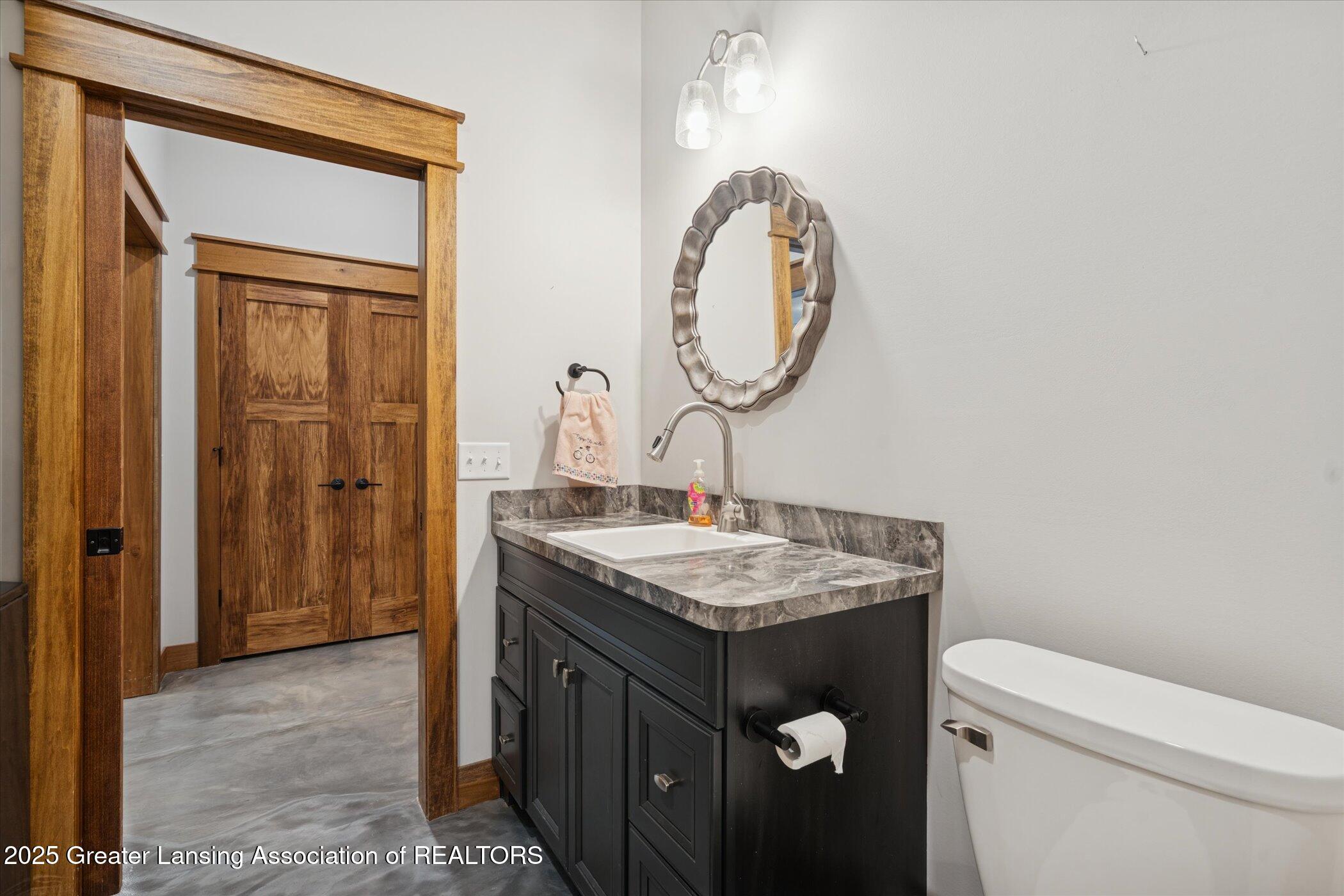 6706 East Price Road St. Johns, MI 48879 - Photo 26 of 50 27-6706-E-Price-Rd-WindowStill-Photograp