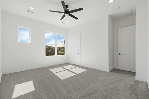 $569,999 | 1103 East 37th Street, Houston, TX 77022