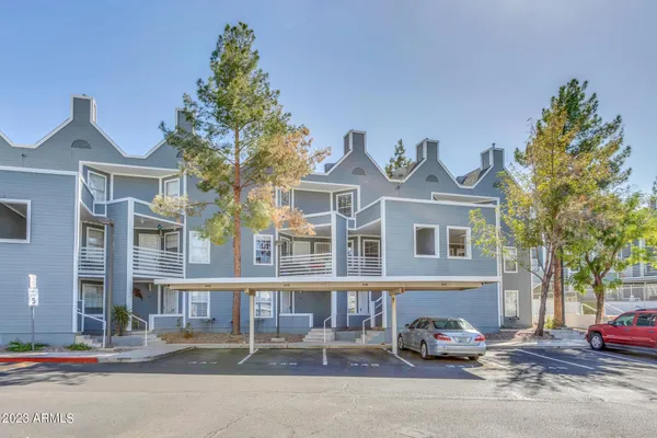 $1,795 | 1505 North Center Street, Unit 215, Mesa, AZ 85201