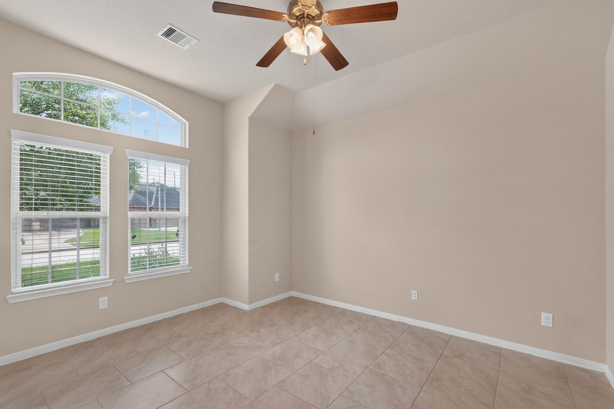 5414 Claymore Meadow Lane Spring, TX 77389 - Photo 5 of 35 Bedroom/Office by entrance.