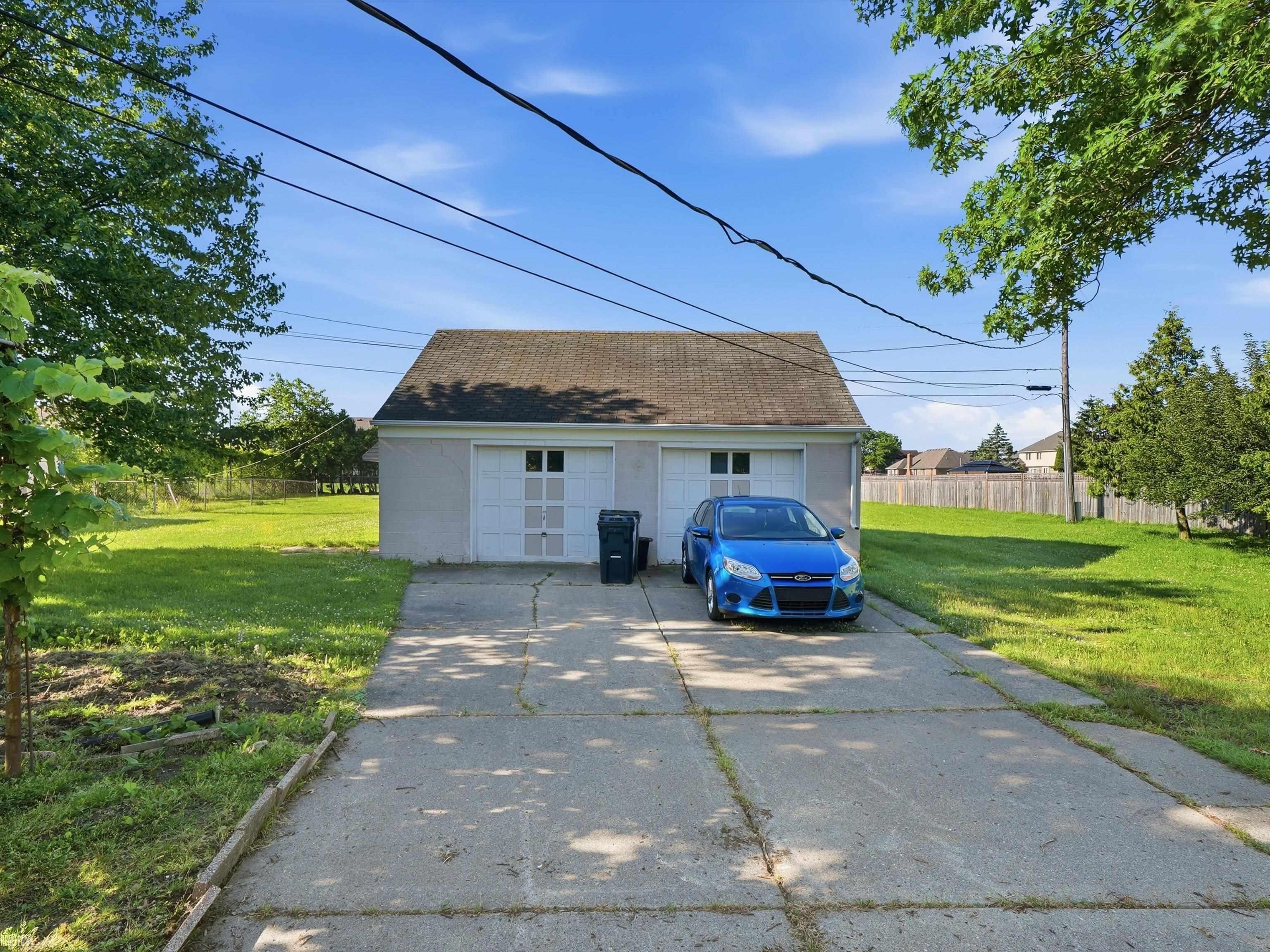 4466 18 1/2 Mile Road Sterling Heights, MI 48314 - Photo 21 of 41