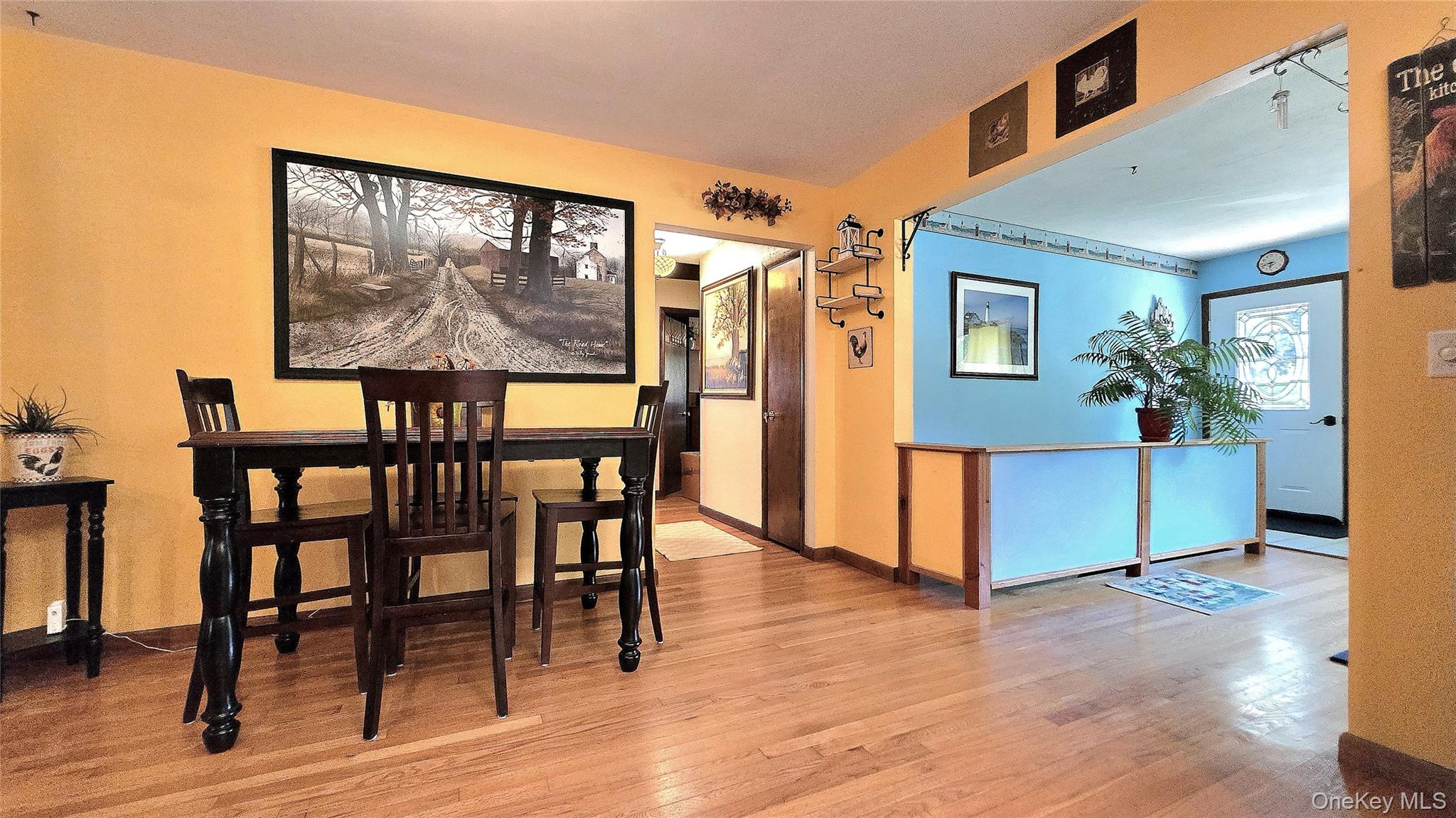 29 Kinry Road Poughkeepsie, NY 12603 - Photo 15 of 29 Open Dining area to Living Room