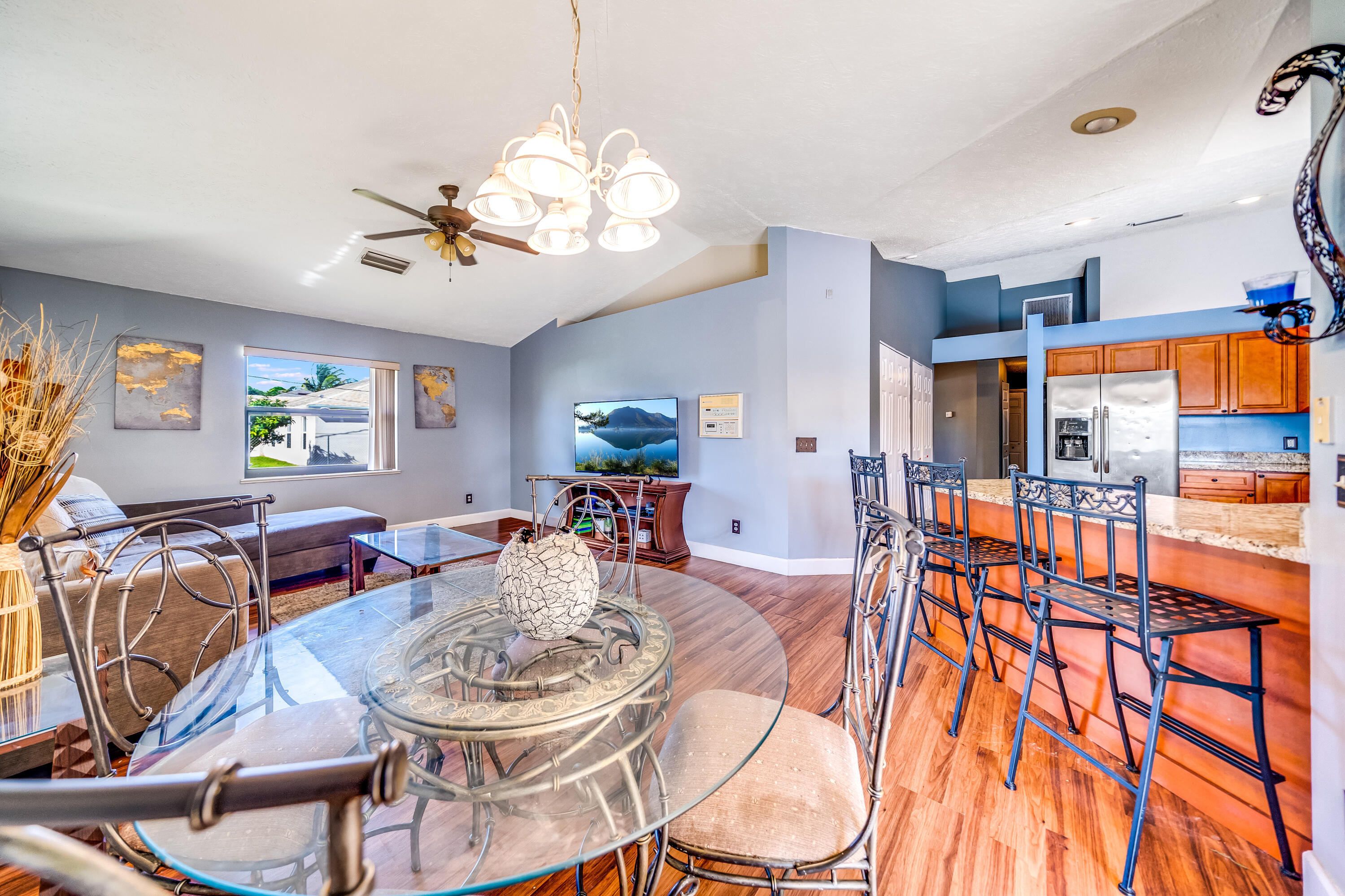 932 Southwest Del Rio Boulevard Port St. Lucie, FL 34953 - Photo 14 of 30 JOY01411
