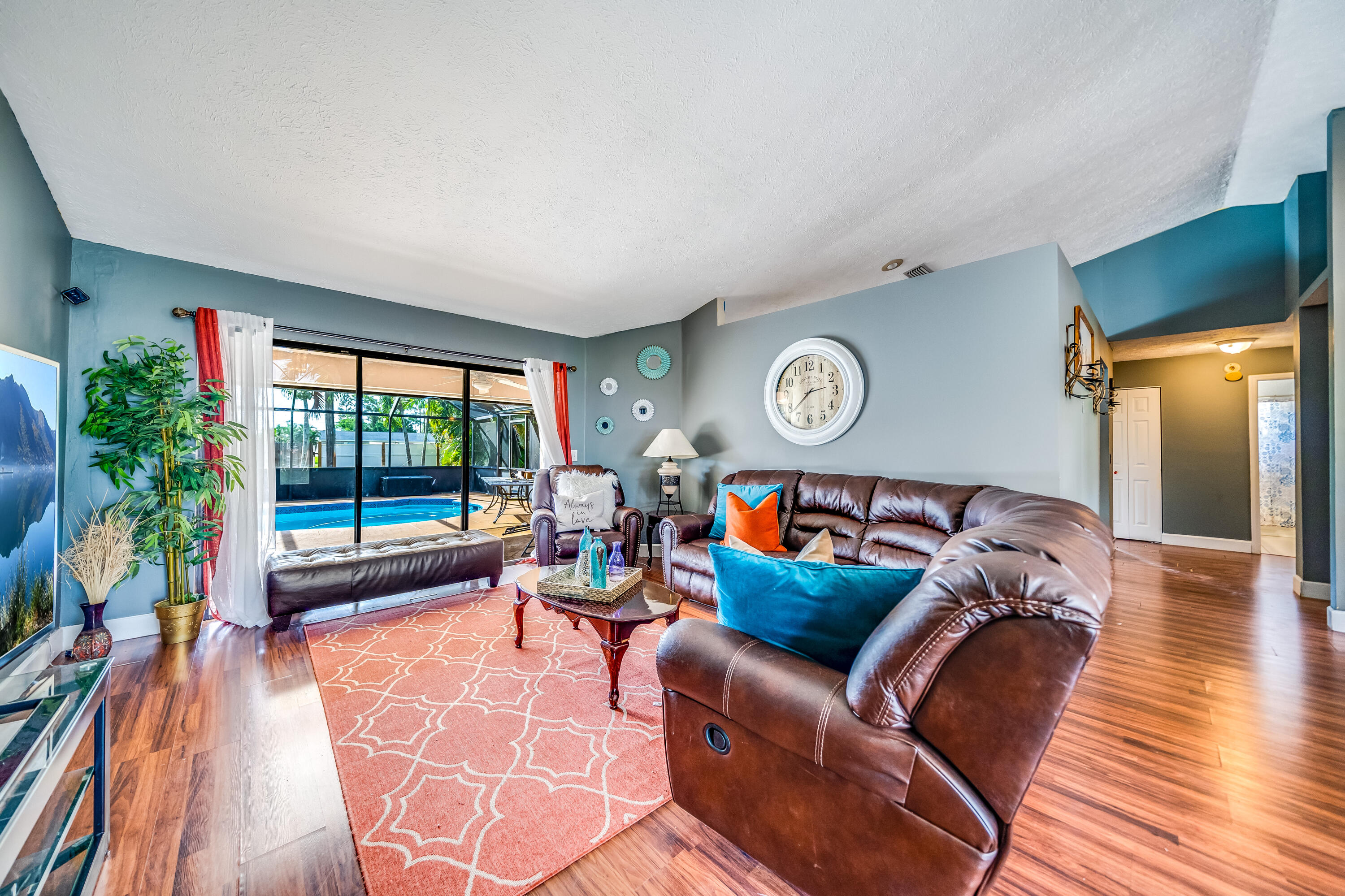 932 Southwest Del Rio Boulevard Port St. Lucie, FL 34953 - Photo 5 of 30 JOY01360