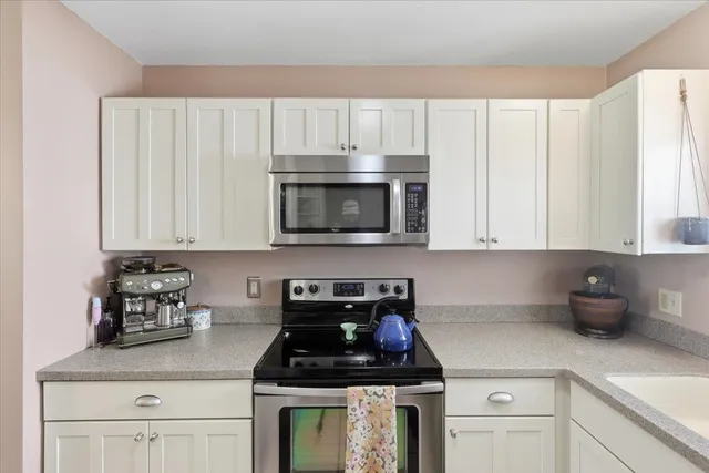 $379,900 | 73 Saybrook Road, Unit 73, Essex, VT 05452