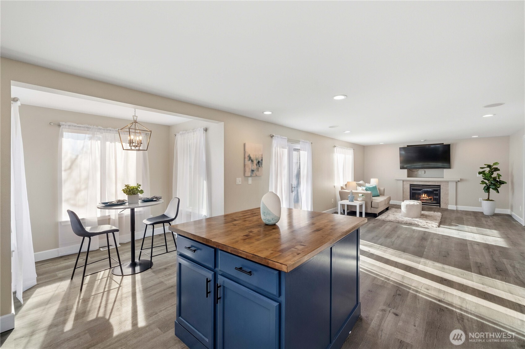 27456 237th Place Southeast Maple Valley, WA 98038 - Photo 9 of 40