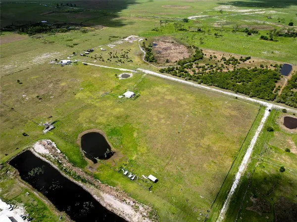 $450,000 | 814 Dachshund Road, Sebring, FL 33870