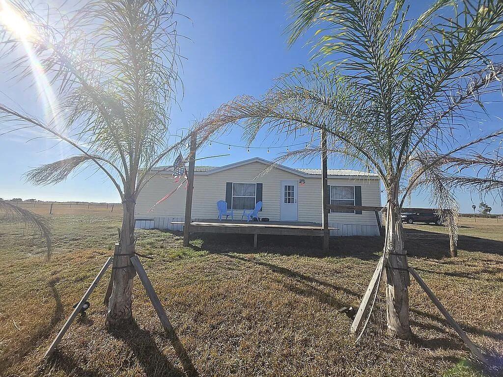 814 Dachshund Road Sebring, FL 33870 - Photo 7 of 32