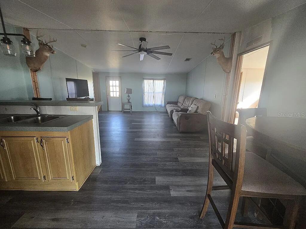 814 Dachshund Road Sebring, FL 33870 - Photo 10 of 32