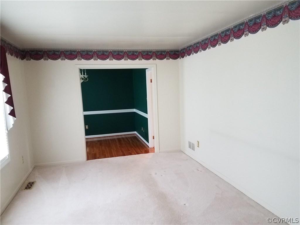13104 South Chester Road Chester, VA 23831 - Photo 10 of 28