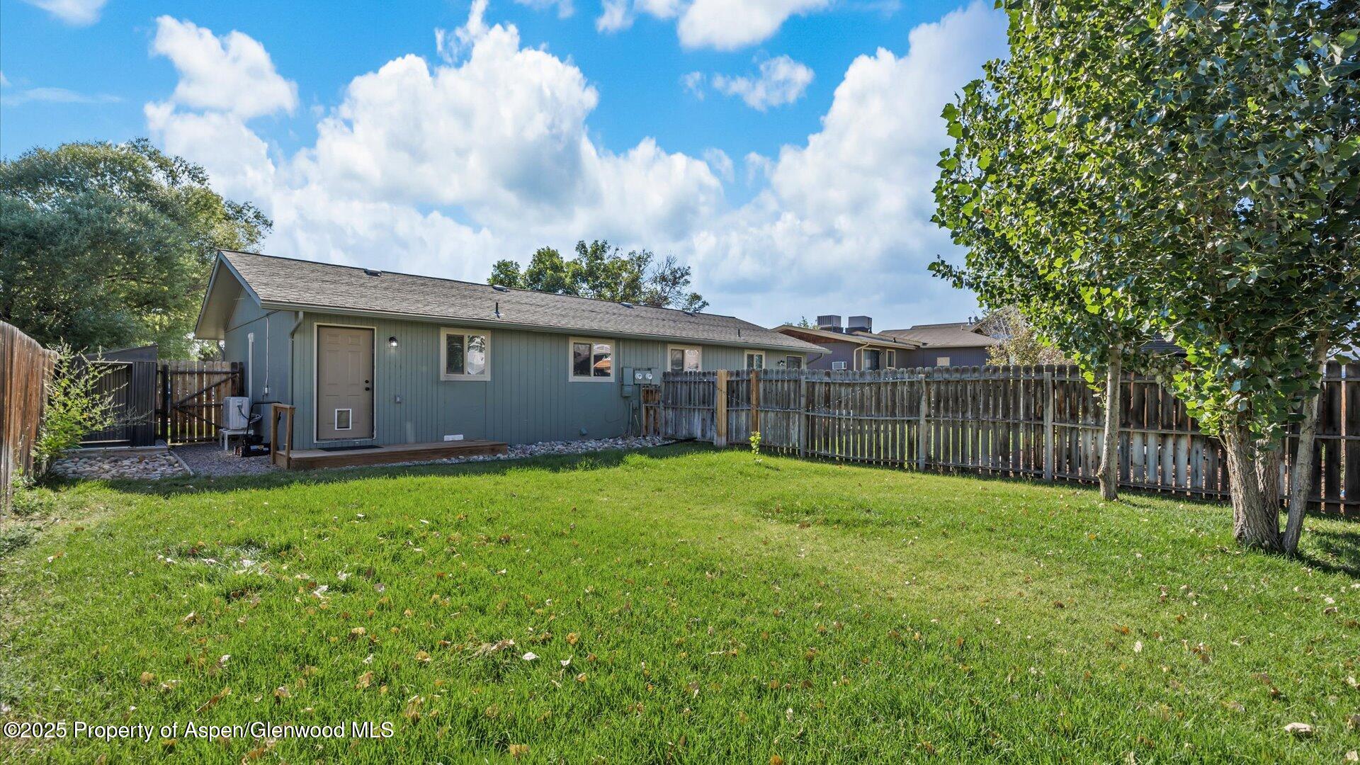 2415 West Avenue Rifle, CO 81650 - Photo 17 of 17 Backyard
