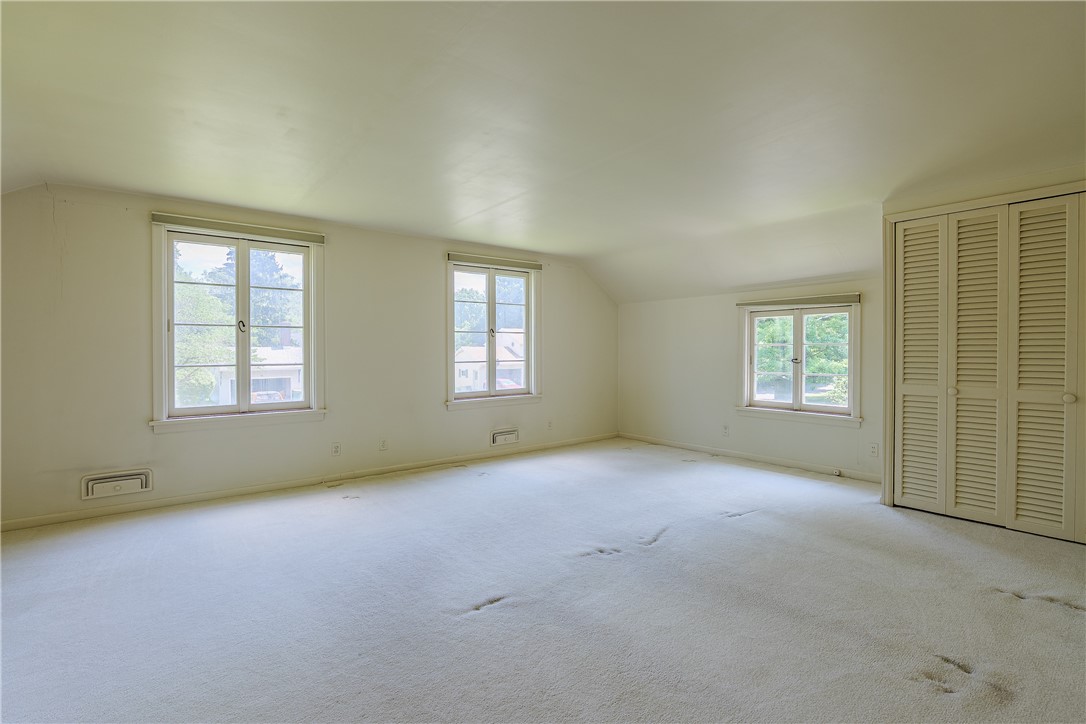 33 Irving Road Rochester, NY 14618 - Photo 26 of 43
