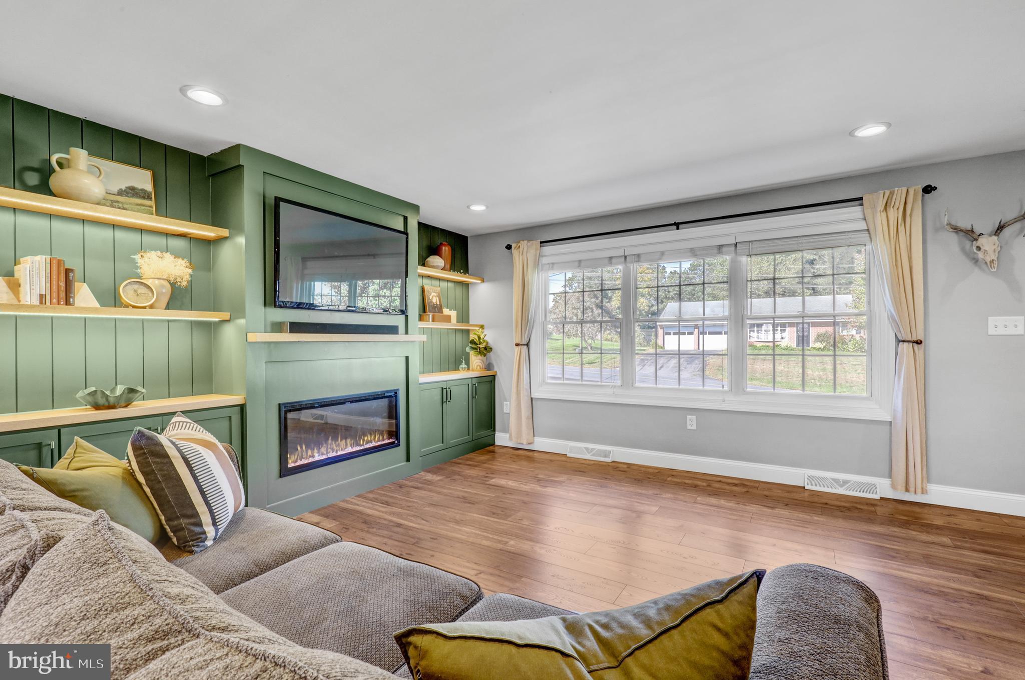 215 Snavely Mill Road Lititz, PA 17543 - Photo 6 of 30 Painstakingly remodeled