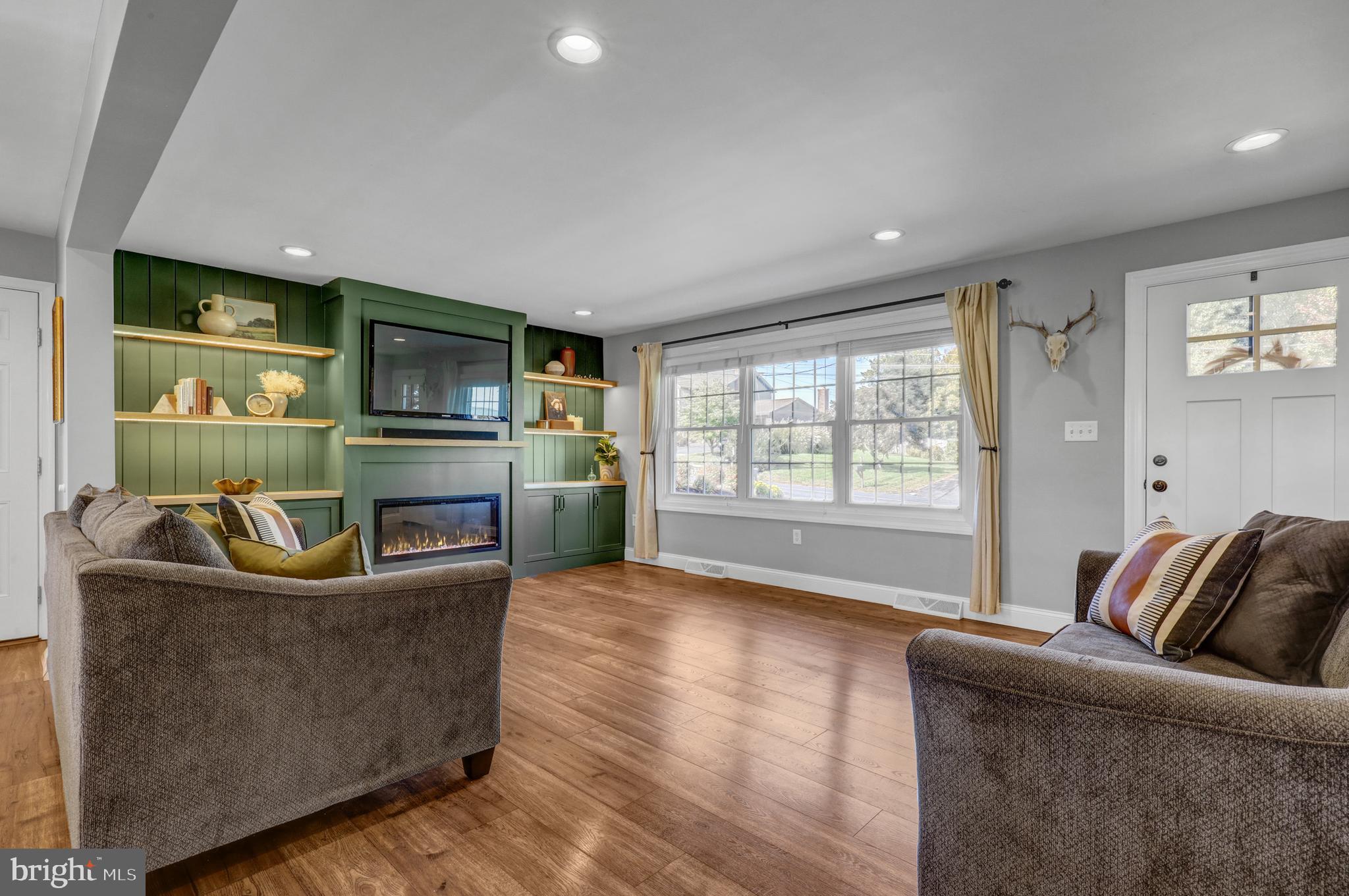 215 Snavely Mill Road Lititz, PA 17543 - Photo 7 of 30 Newer windows and open concept