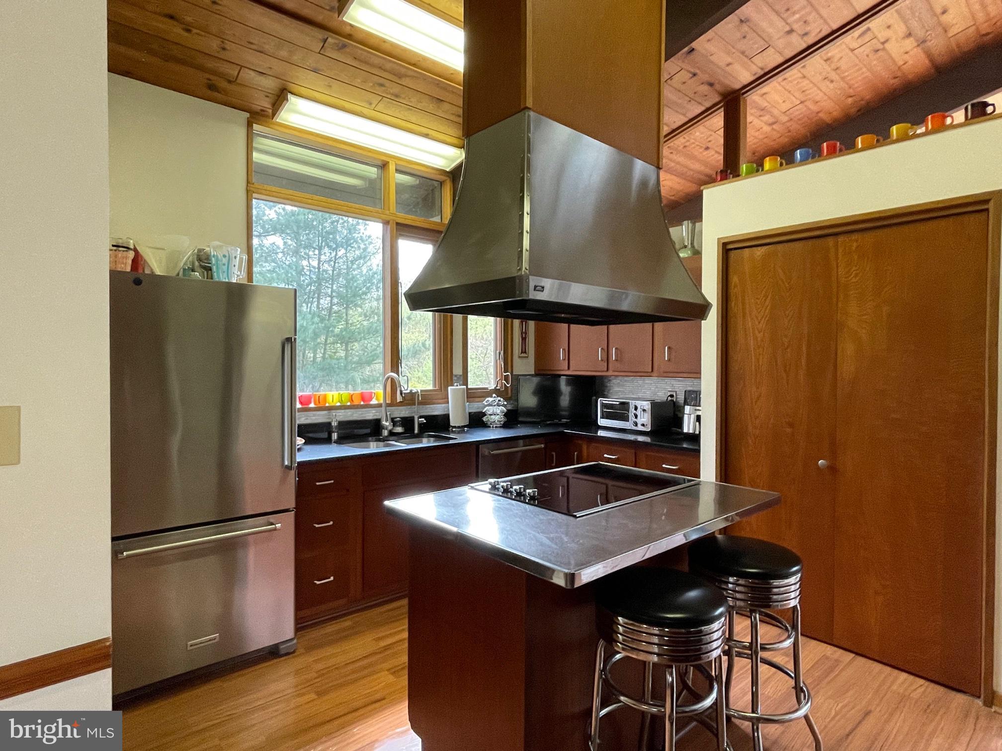 15221 Springfield Road Darnestown, MD 20874 - Photo 11 of 35 Gallery Image 11