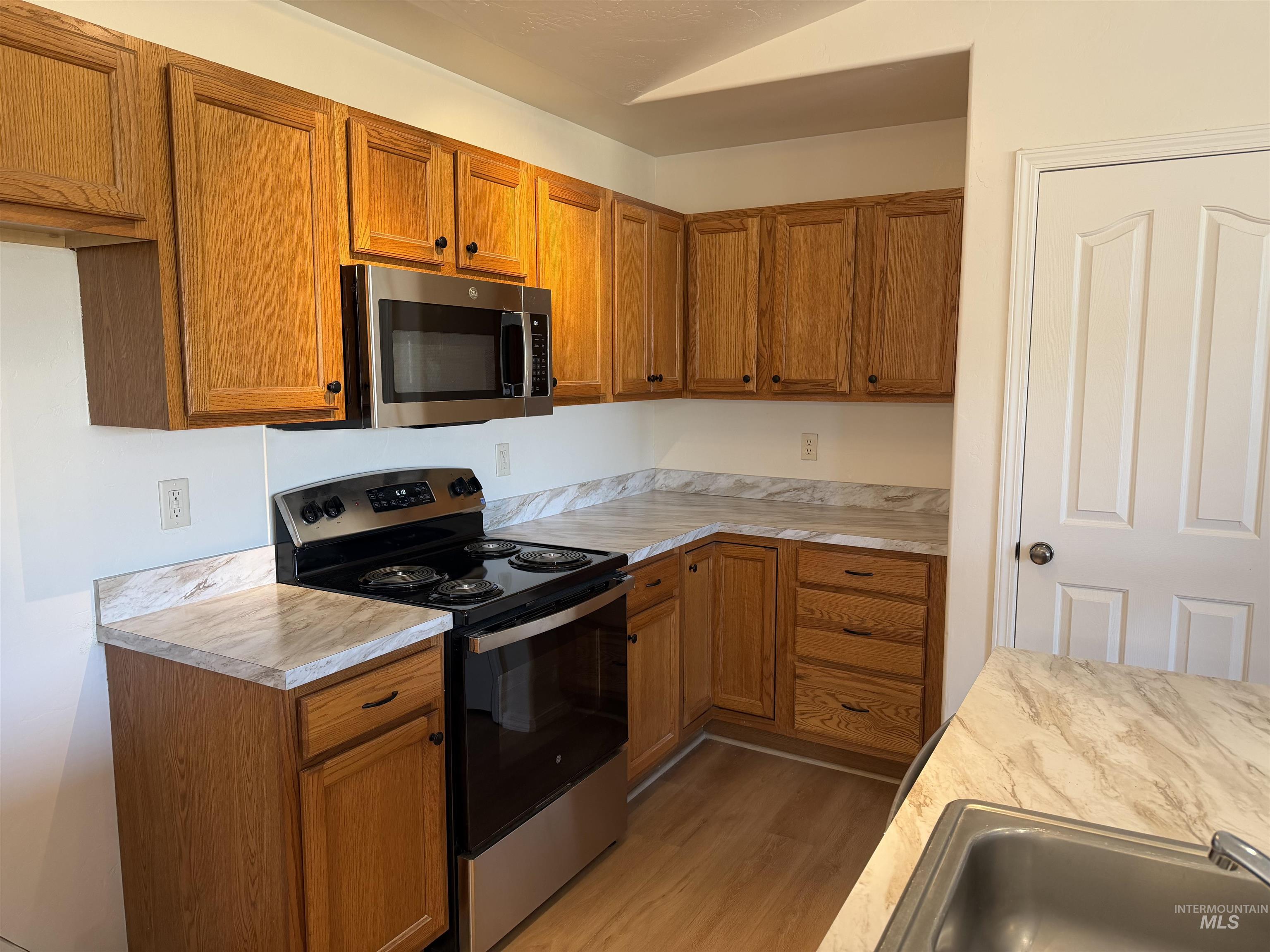 1135 Fiesta Way Twin Falls, ID 83301 - Photo 7 of 42
