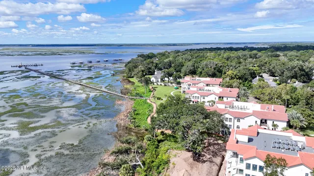 a car parked in front of a building