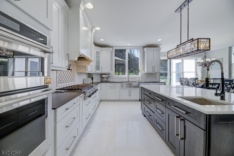 206 Van Zandt Road Skillman, NJ 08558 - Photo 12 of 44