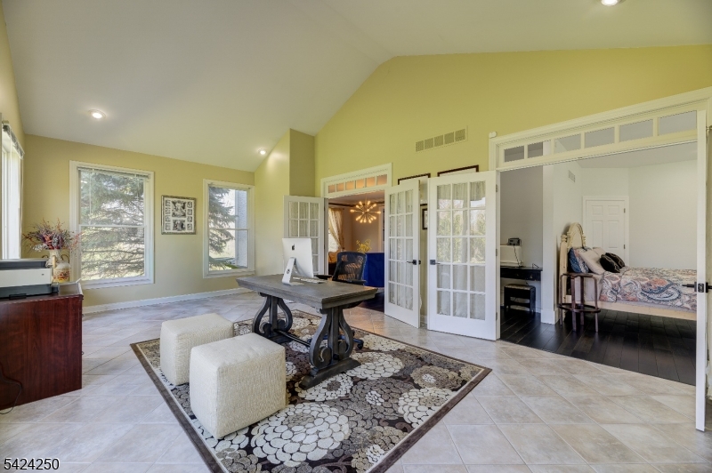 206 Van Zandt Road Skillman, NJ 08558 - Photo 4 of 44