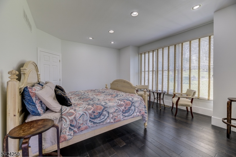 206 Van Zandt Road Skillman, NJ 08558 - Photo 5 of 44