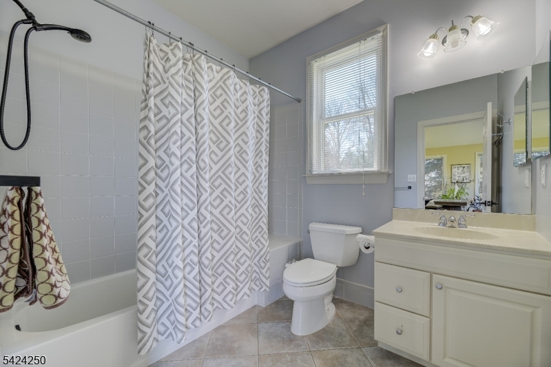 206 Van Zandt Road Skillman, NJ 08558 - Photo 6 of 44