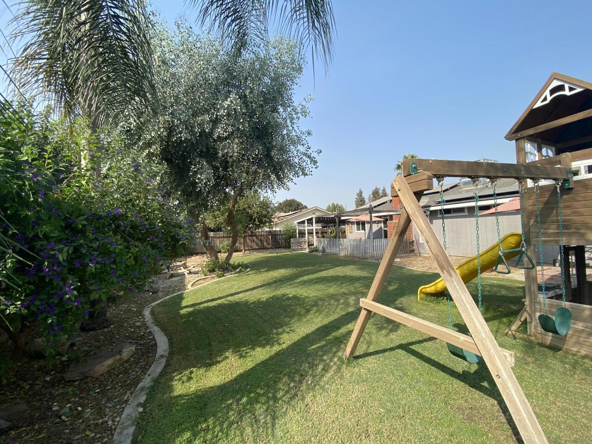 622 Moore Circle Exeter, CA 93221 - Photo 45 of 58 C8C8181D-E682-44CD-8DE6-61782677D66D