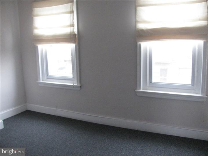 907 West Ritner Street Philadelphia, PA 19148 - Photo 11 of 12 Bedroom - Main
