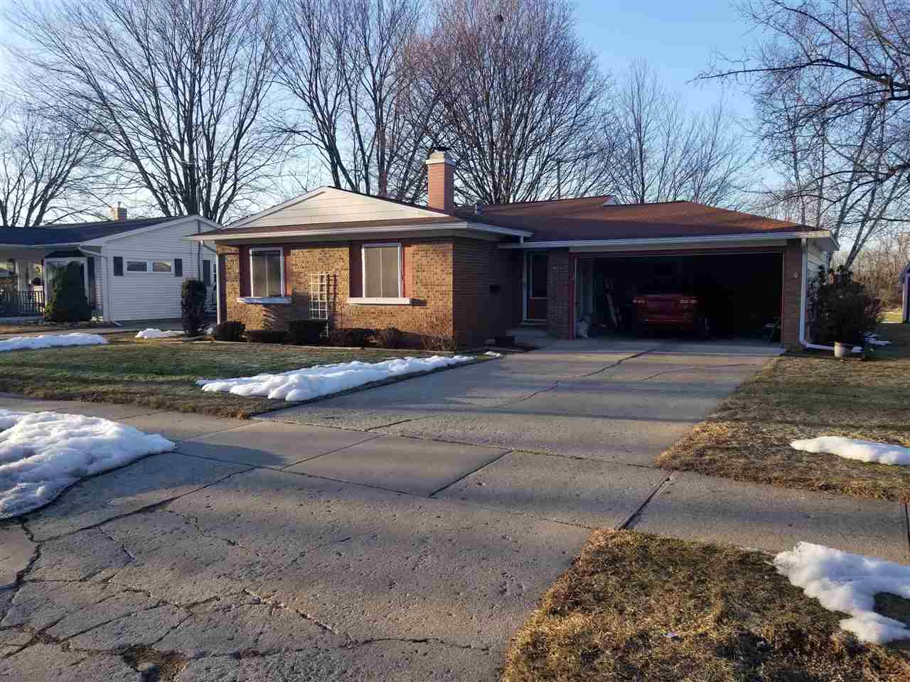 960 Iowa Street Alma, MI 48801 - Photo 1 of 15 1884705.JPG